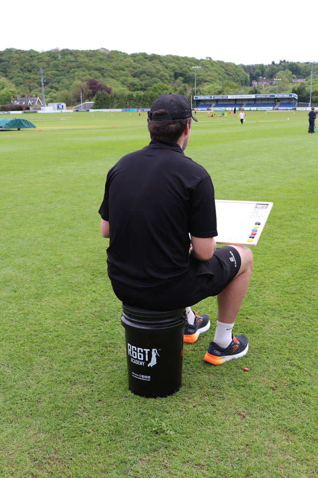 R66T Academy Cricket Ball Bucket