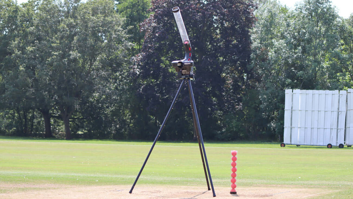 R66T Academy Cricket Ball Launcher